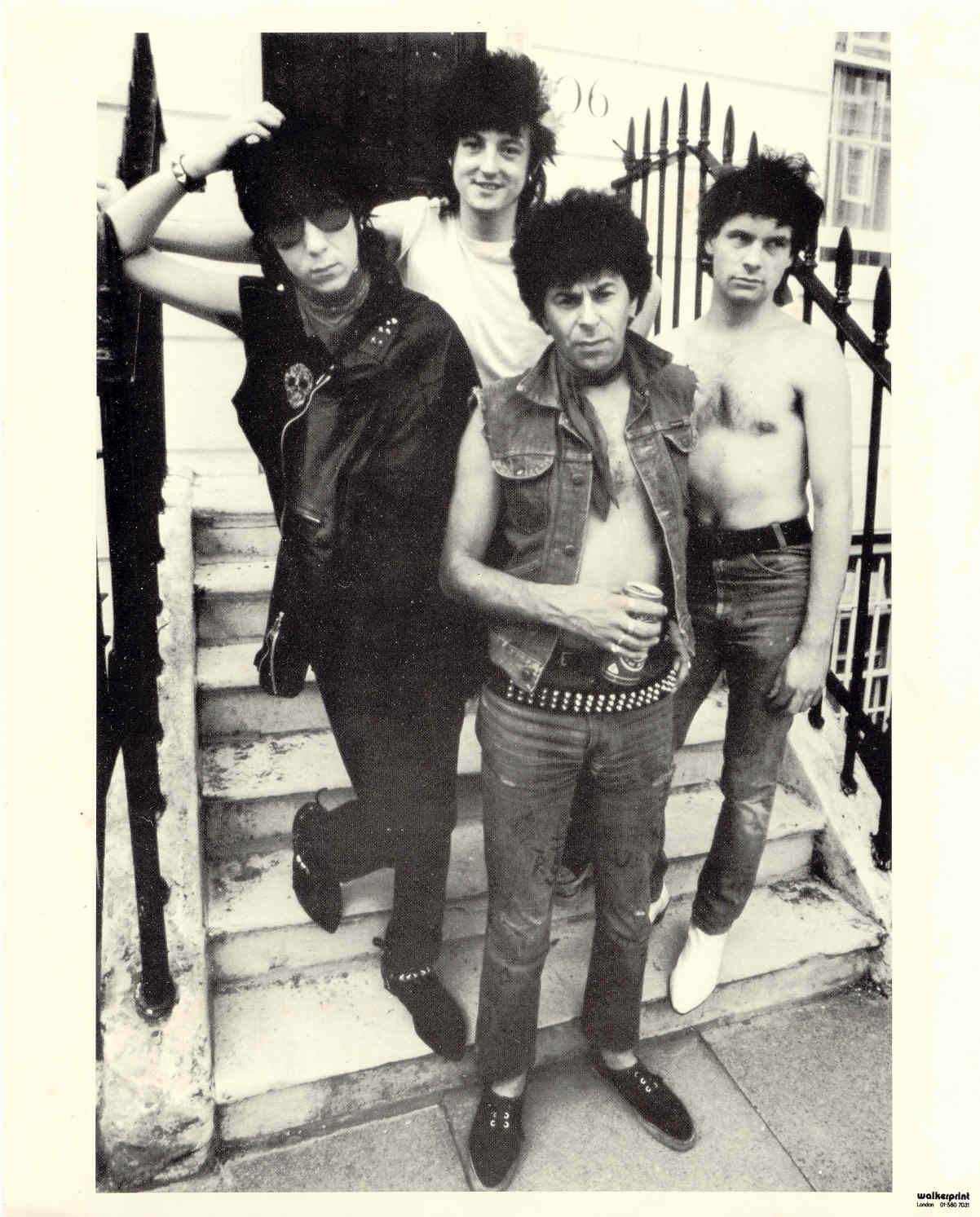 BandphotoAG_SR_CH_NG.jpg